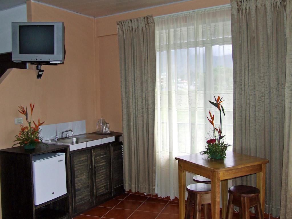 Hotel Arenal By Regina La Fortuna المظهر الخارجي الصورة